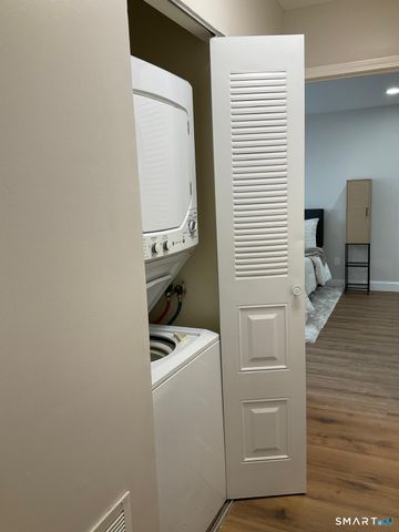 467 Whalley Avenue APT L, New Haven, CT 06511