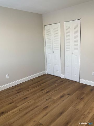 467 Whalley Avenue APT L, New Haven, CT 06511