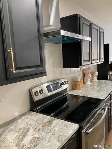 467 Whalley Avenue APT L, New Haven, CT 06511