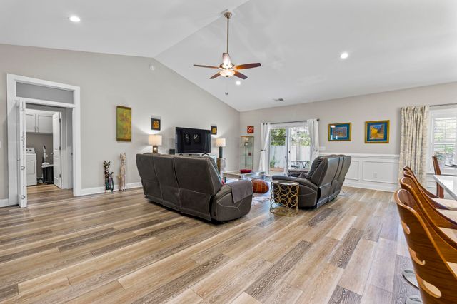 817 White Heron Cove, Murrells Inlet, SC 29576