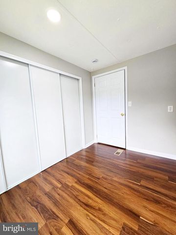 7800 TAYLOE DR #133, Manassas, VA 20112