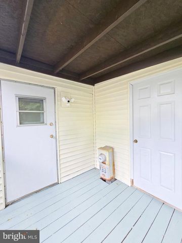 7800 TAYLOE DR #133, Manassas, VA 20112