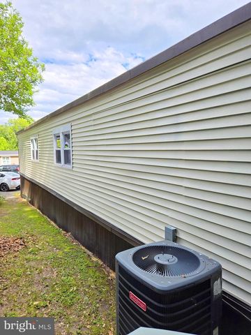 7800 TAYLOE DR #133, Manassas, VA 20112