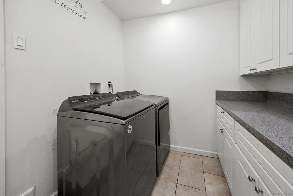 Image 21 of property listing at 760 El Monte Rd, El Cajon, CA 92020