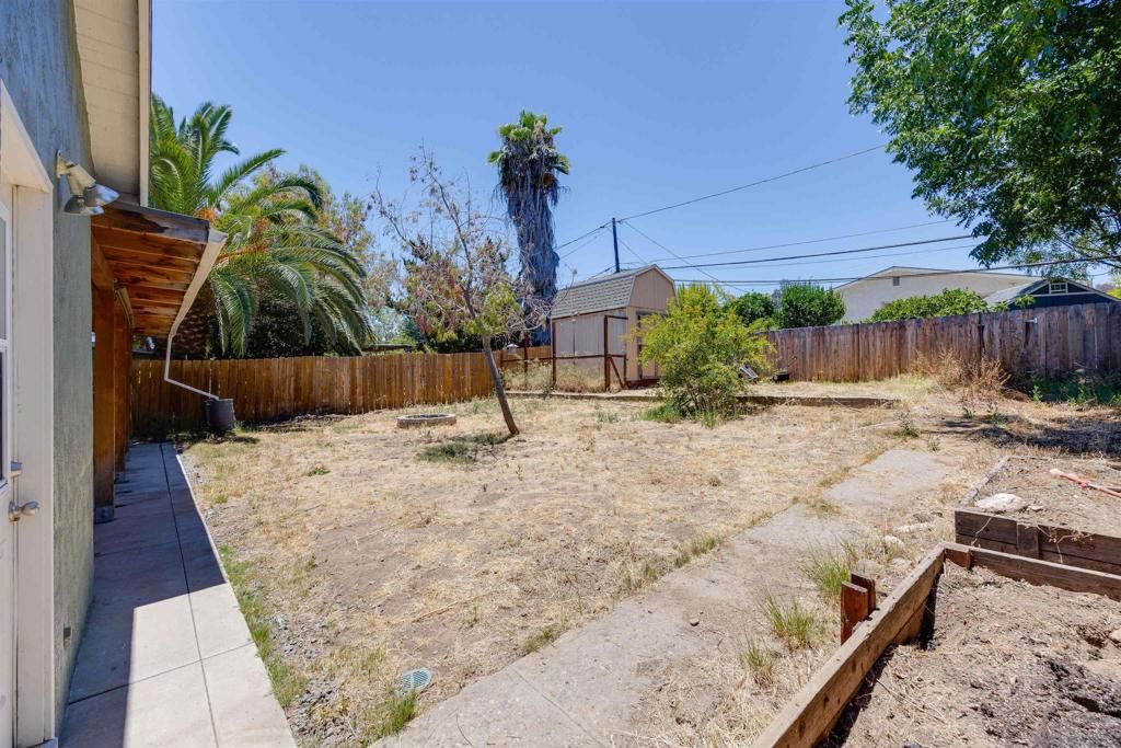 Image 25 of property listing at 760 El Monte Rd, El Cajon, CA 92020