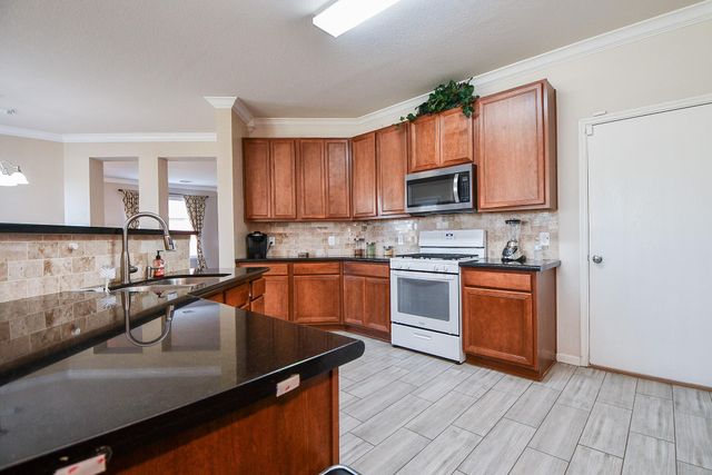 2810 Powell Springs Court, Missouri City, TX 77459