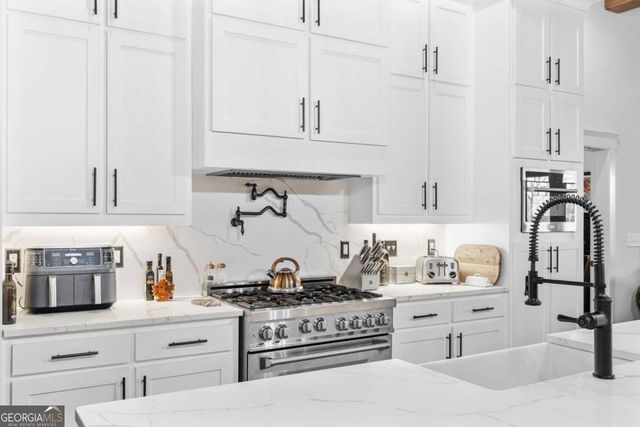 407 Saint Regis Drive, Oxford, GA 30054