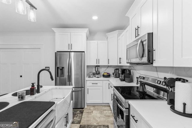 407 Saint Regis Drive, Oxford, GA 30054