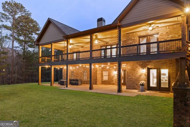 407 Saint Regis Drive, Oxford, GA 30054