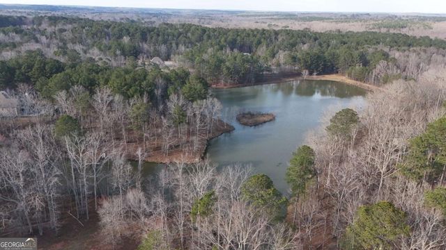 407 Saint Regis Drive, Oxford, GA 30054