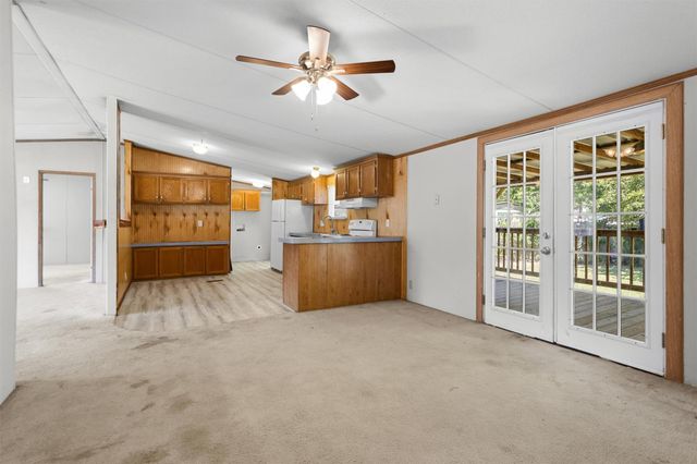 14260 Shadow Bay Drive, Willis, TX 77318