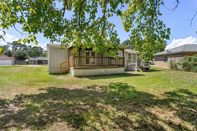 14260 Shadow Bay Drive, Willis, TX 77318