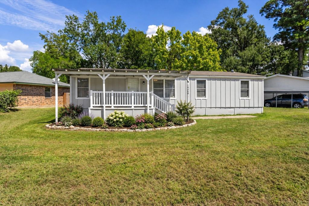 14260 Shadow Bay Drive, Willis, TX 77318