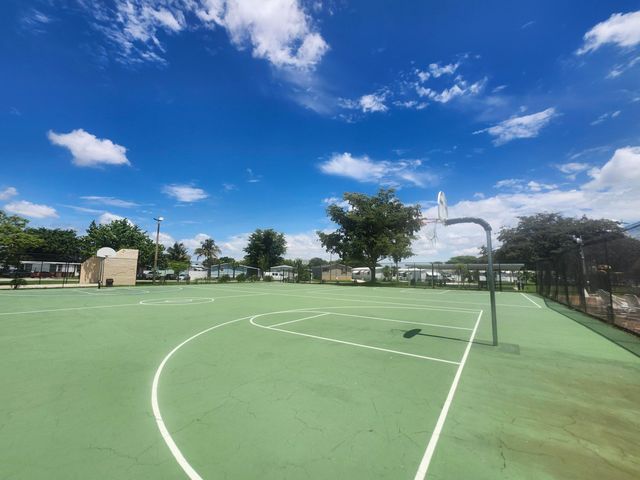 290 NW 218th Way Lot 473, Pembroke Pines, FL 33029