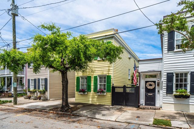 8 Trumbo Street, Charleston, SC 29401