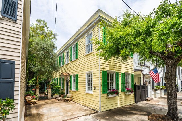 8 Trumbo Street, Charleston, SC 29401