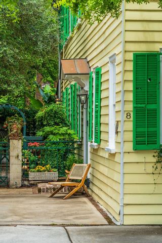 8 Trumbo Street, Charleston, SC 29401