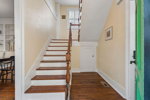 8 Trumbo Street, Charleston, SC 29401