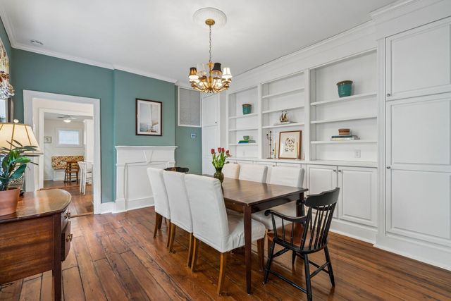 8 Trumbo Street, Charleston, SC 29401
