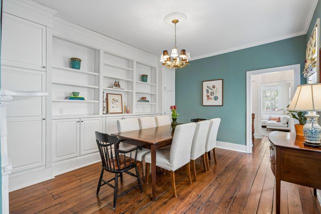 8 Trumbo Street, Charleston, SC 29401