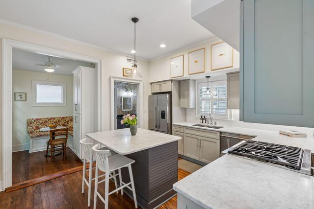 8 Trumbo Street, Charleston, SC 29401