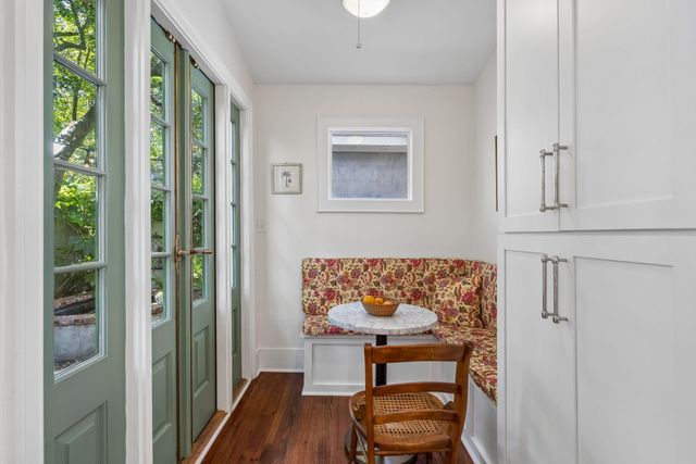 8 Trumbo Street, Charleston, SC 29401
