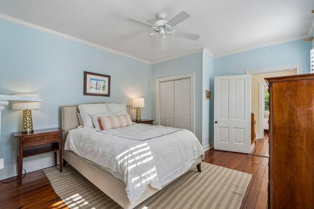 8 Trumbo Street, Charleston, SC 29401