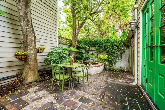 8 Trumbo Street, Charleston, SC 29401