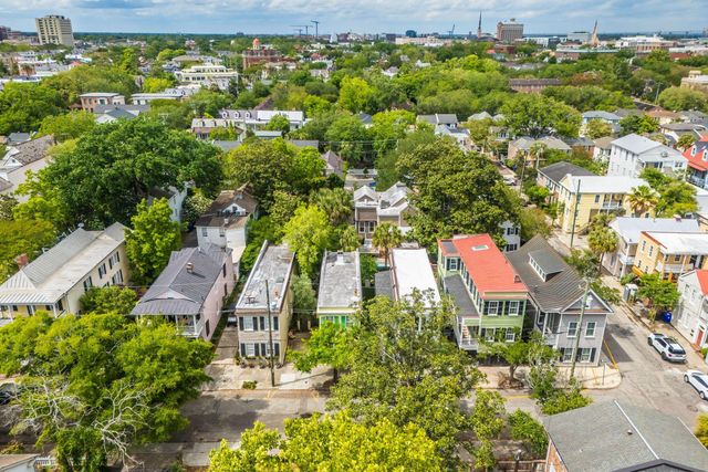 8 Trumbo Street, Charleston, SC 29401