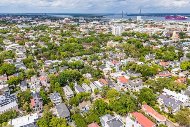 8 Trumbo Street, Charleston, SC 29401