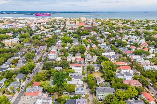 8 Trumbo Street, Charleston, SC 29401
