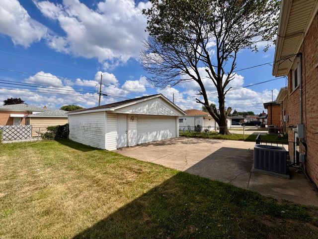 519 Paxton Avenue, Calumet City, IL 60409