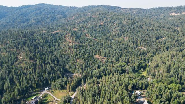 20104 E Mountain View Rd, Newman Lake, WA 99025