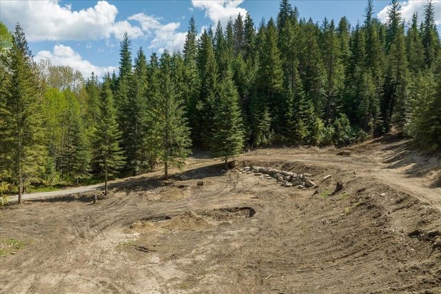 20104 E Mountain View Rd, Newman Lake, WA 99025