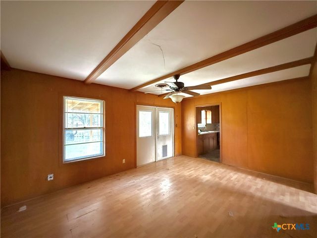 301 Angus Street, Victoria, TX 77904