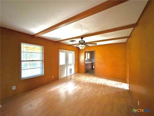 301 Angus Street, Victoria, TX 77904