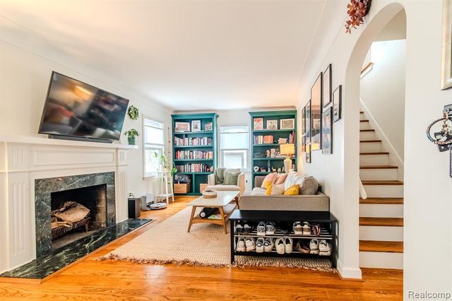 727 Forest Avenue, Royal Oak, MI 48067