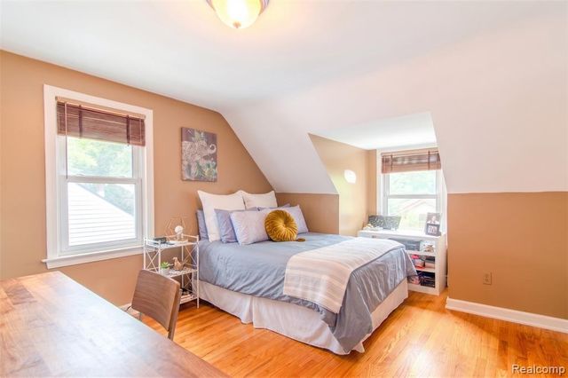 727 Forest Avenue, Royal Oak, MI 48067