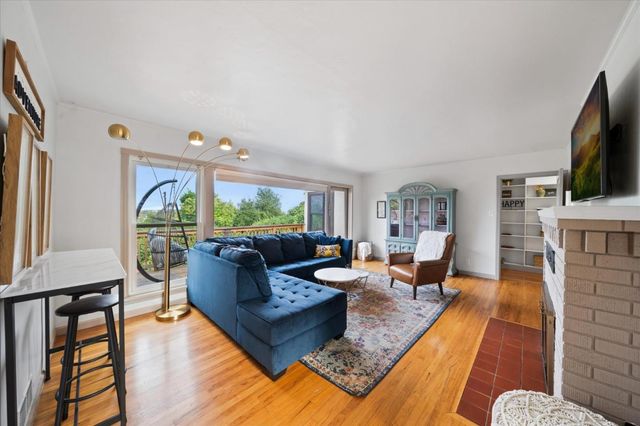 1901 Chestnut Street, Redding, CA 96001