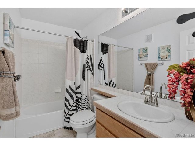 20426 E Orchard Pl, Centennial, CO 80016