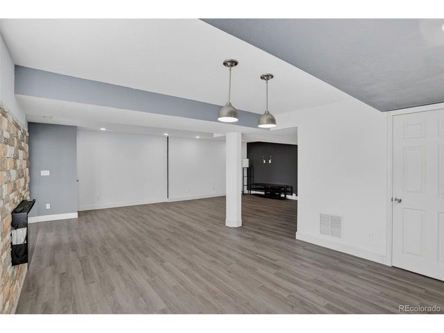 20426 E Orchard Pl, Centennial, CO 80016
