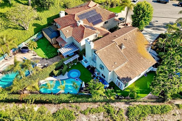 27275 COMBA, Mission Viejo, CA 92692