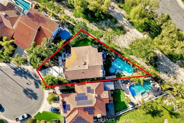 27275 COMBA, Mission Viejo, CA 92692