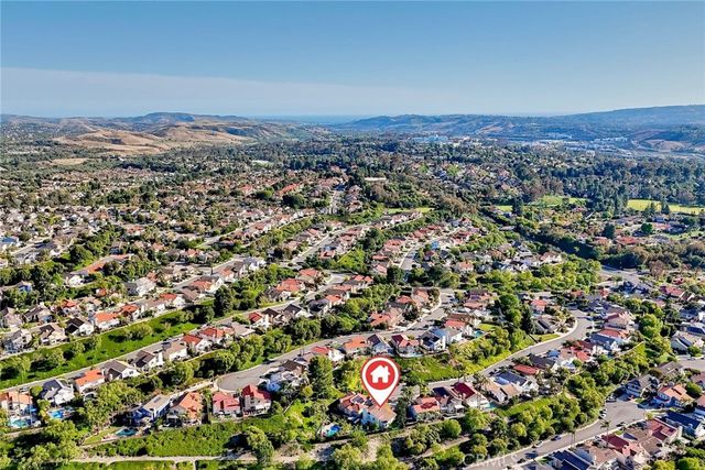 27275 COMBA, Mission Viejo, CA 92692