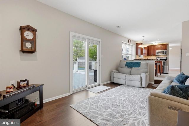 21 GLAMIS RD, Blackwood, NJ 08012