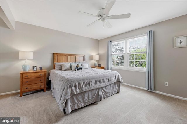 21 GLAMIS RD, Blackwood, NJ 08012