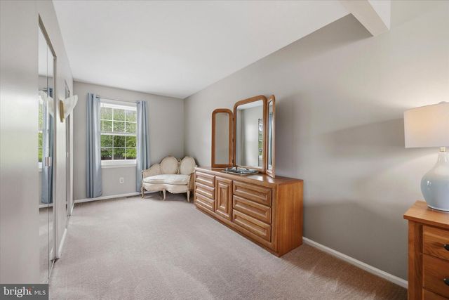 21 GLAMIS RD, Blackwood, NJ 08012