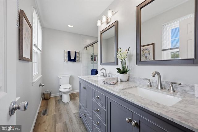 21 GLAMIS RD, Blackwood, NJ 08012