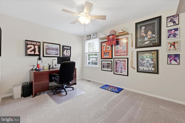 21 GLAMIS RD, Blackwood, NJ 08012