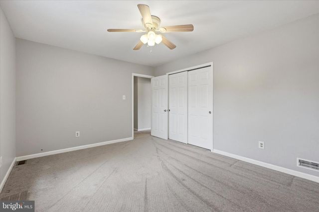 21 GLAMIS RD, Blackwood, NJ 08012